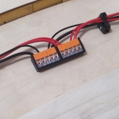 Halter für 2 Hebelklemmen komplett mit Klemmen und Befestigungsschrauben